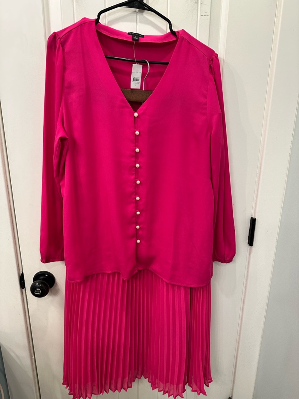 NWT Ann Taylor Magenta Pink Pearl Top (L) & Pleated Midi Skirt (10) Set